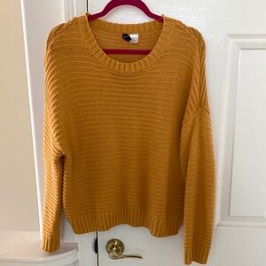 H&M Yellow Crew Neck Sweater with Ribbed Knit